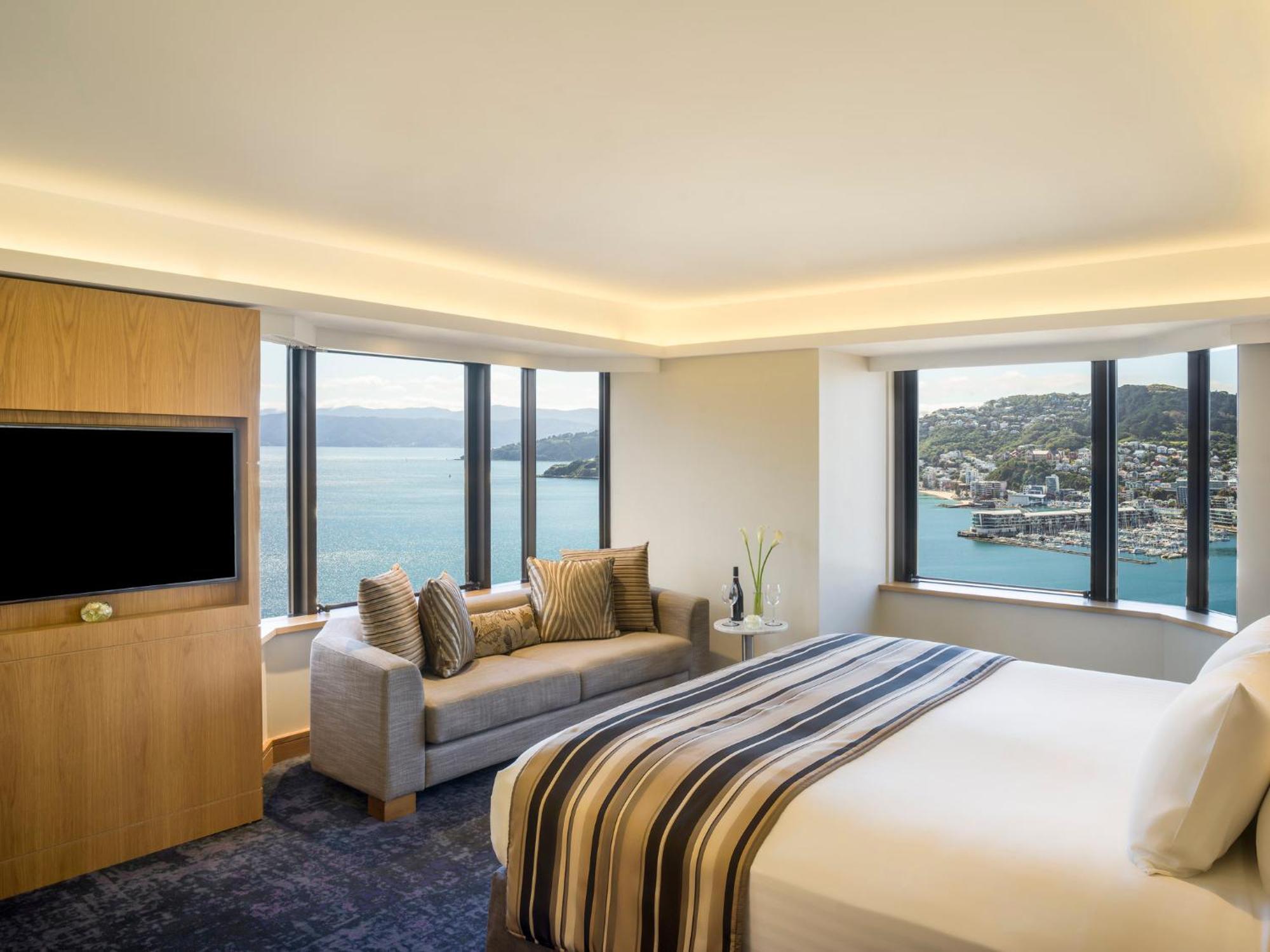 Intercontinental Wellington By Ihg Hotel Luaran gambar A bedroom at The Langham, Hong Kong