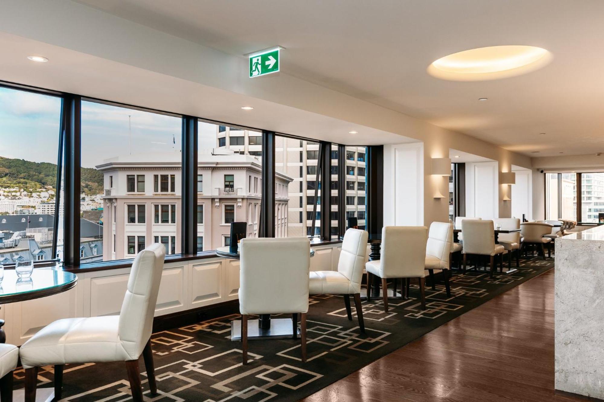Intercontinental Wellington By Ihg Hotel Luaran gambar The Club Lounge at Christchurch Airport